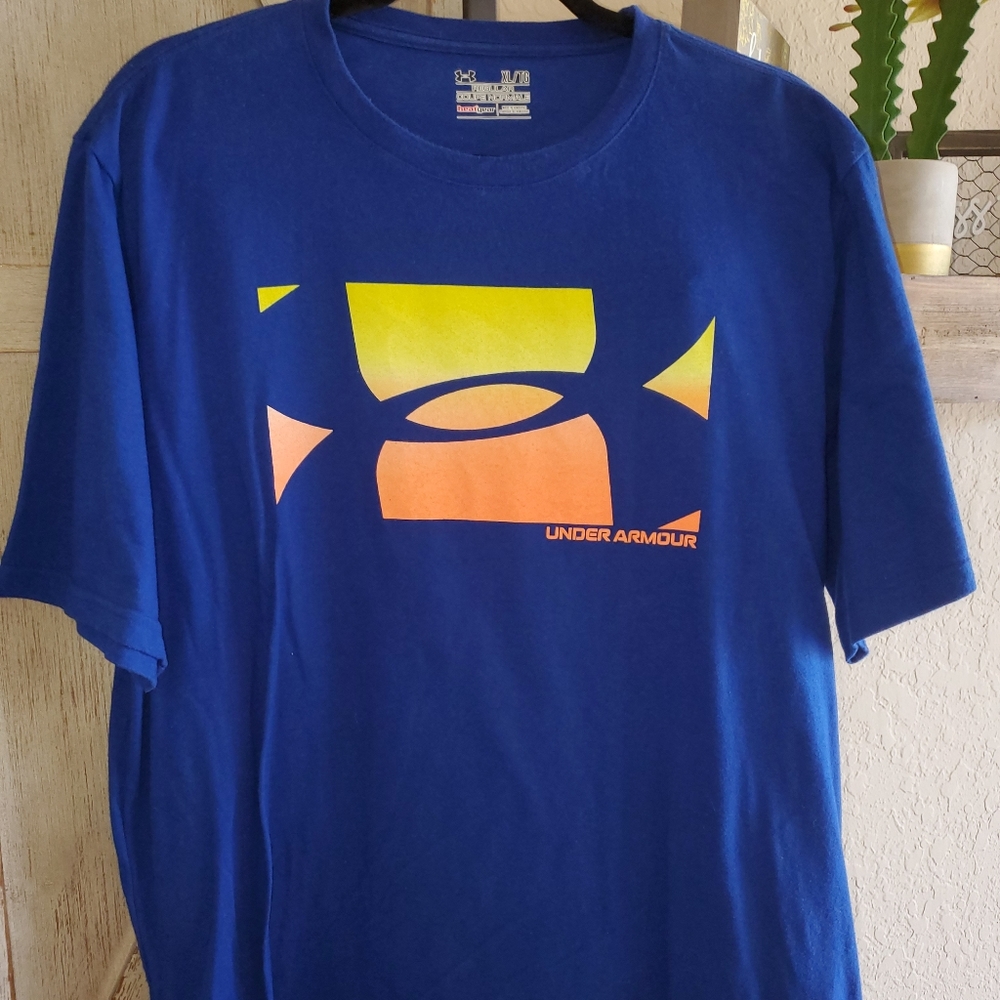 Under Armour Men's Tshirt Size XL
